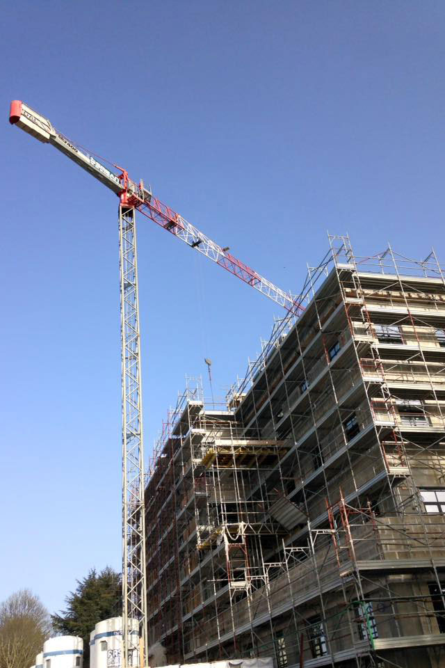 Noleggio gru a torre Napoli