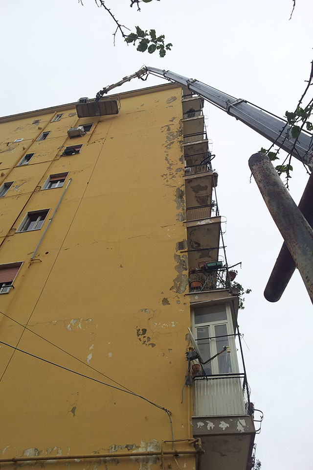 Noleggio piattaforma aerea autocarrata Napoli